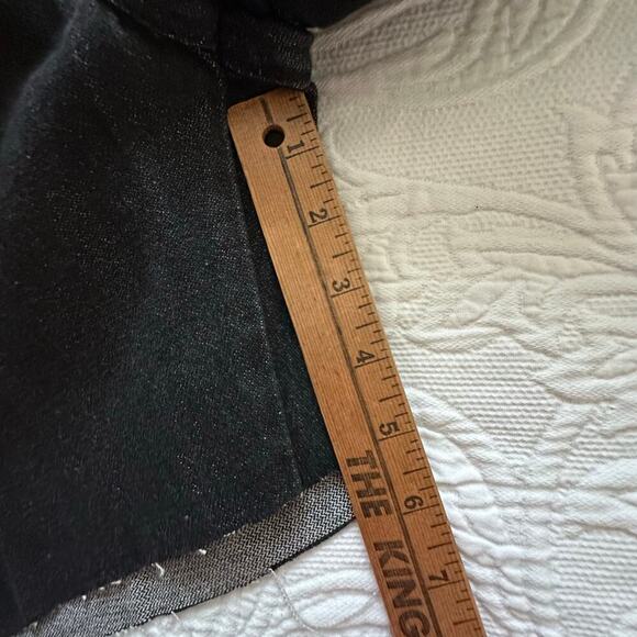 Wrangler Women's Black High Rise Cut Off Raw Hem Denim Shorts Size 14 - Picture 6 of 6